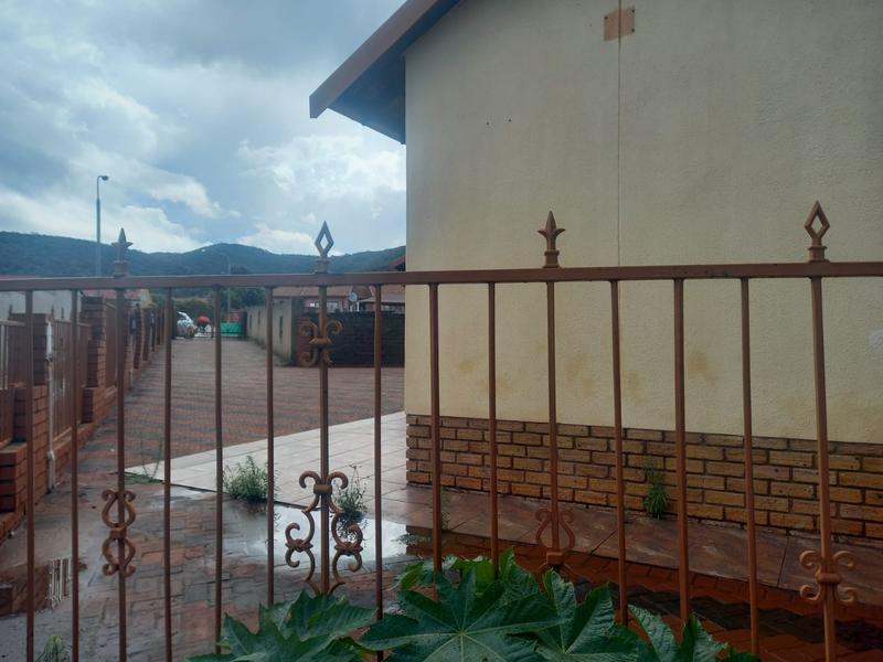 To Let 2 Bedroom Property for Rent in Tlhabane West North West